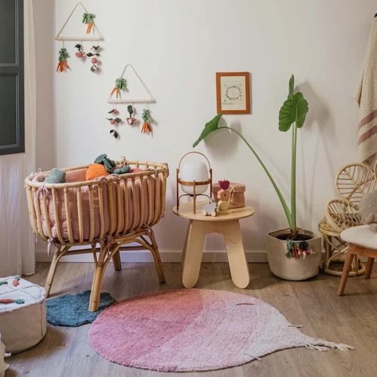 Alfombra 100x150cm RAMONA THE RADISH Lorena Canals