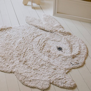 Alfombra 130x135cm ANIMAL Lorena Canals Bunny