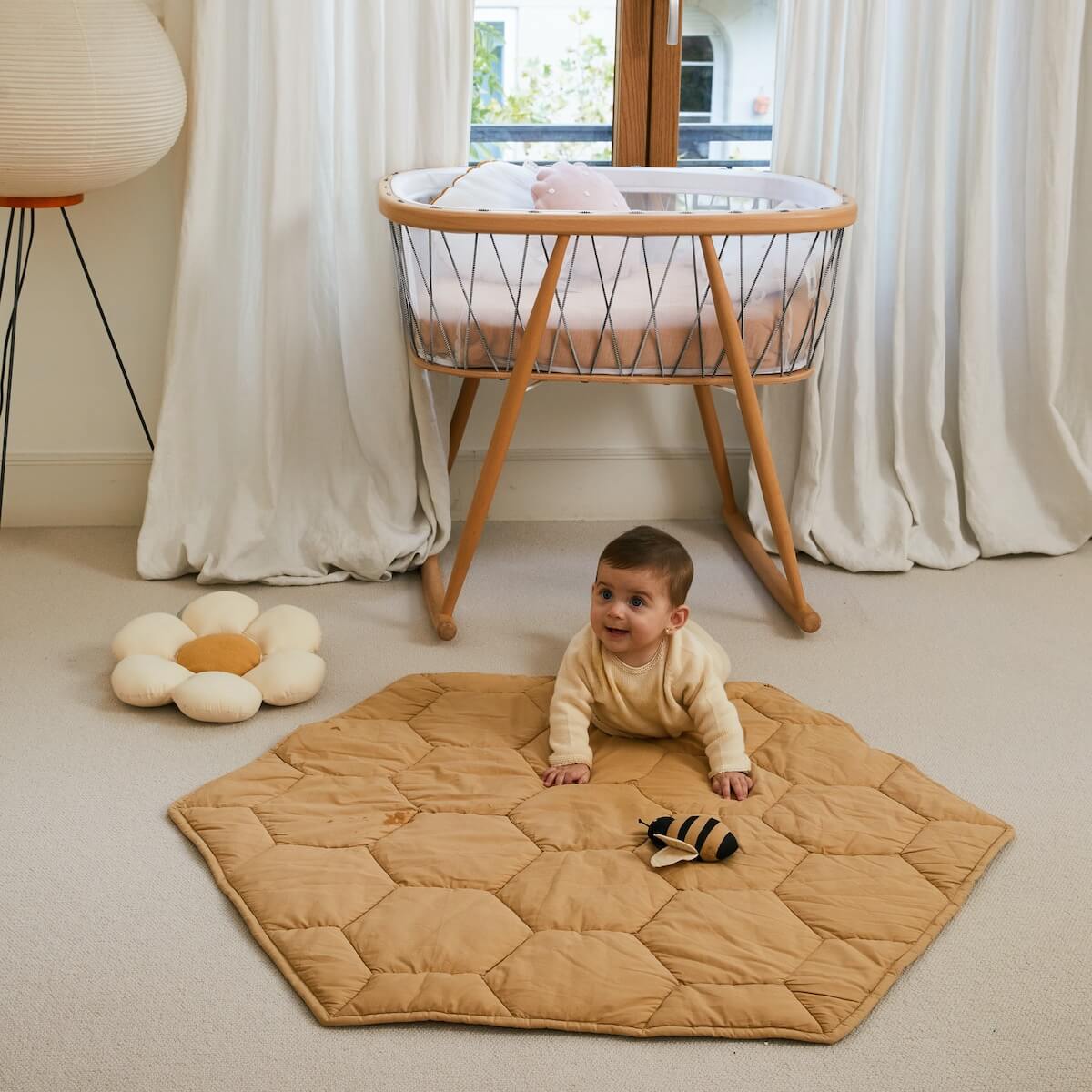 Alfombra juegos 100x100cm HONEYCOMB Lorena Canals