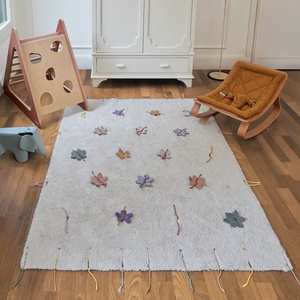 Alfombra juegos 120x160cm WILDFLOWERS Lorena Canals