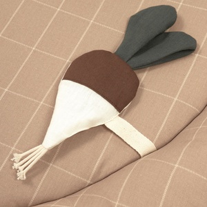 Alfombra juegos sensorial redonda PLAYGROUND Nobodinoz Veggies