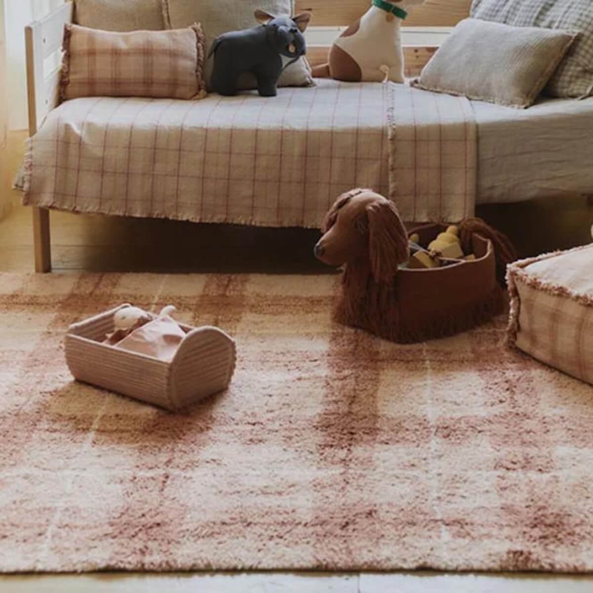 Alfombra lavable 140x190cm TARTAN Wouf Wouf Lorena Canals rose