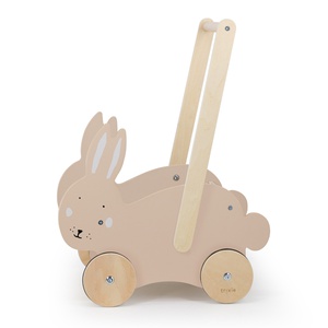 Andador carro madera Mrs. RABBIT Trixie