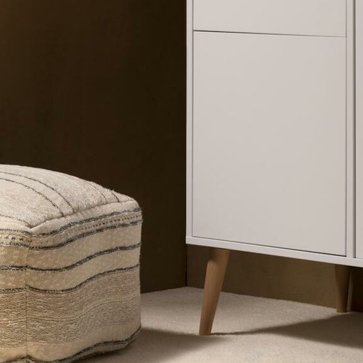 Armario 197cm COCOON Quax blanco hielo