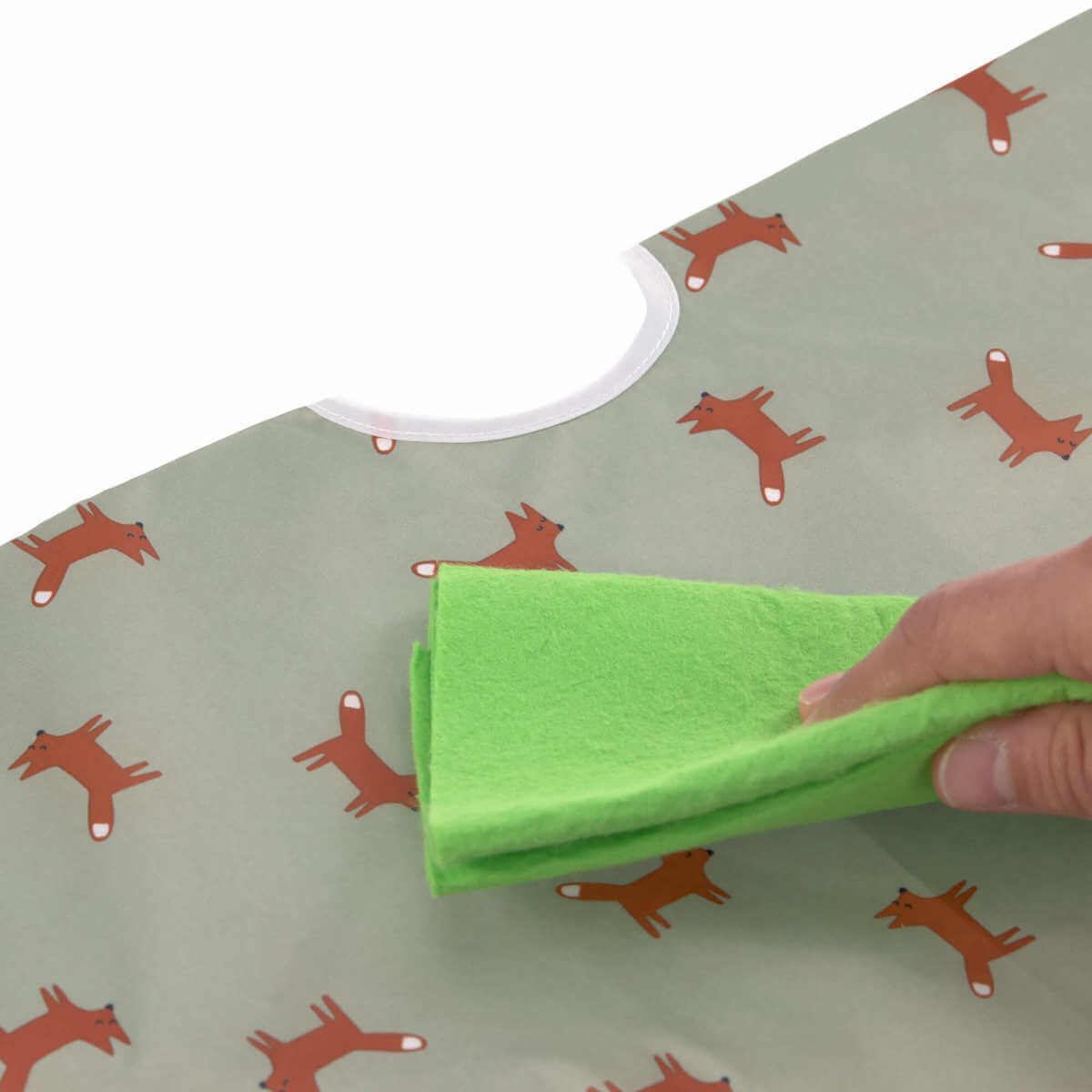 Babero manga larga 2pzas LITTLE FOREST Laessig Fox