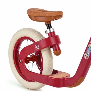 Bicicleta equilibrio Hape rojo