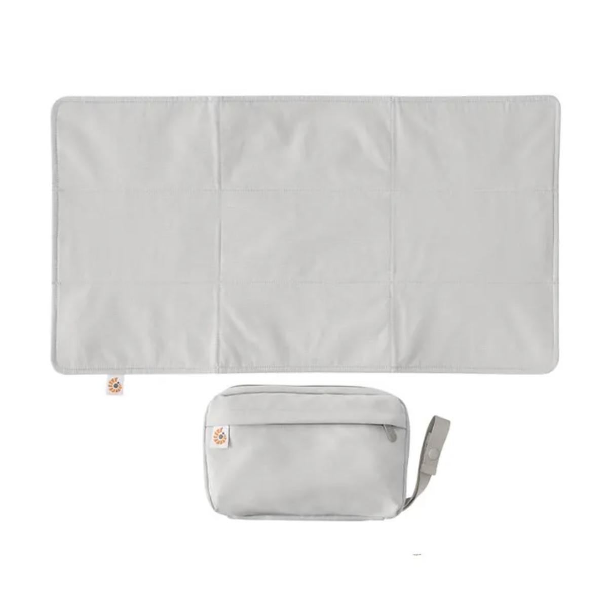 Bolsa cambiador portátil 2en1 Ergobaby gris