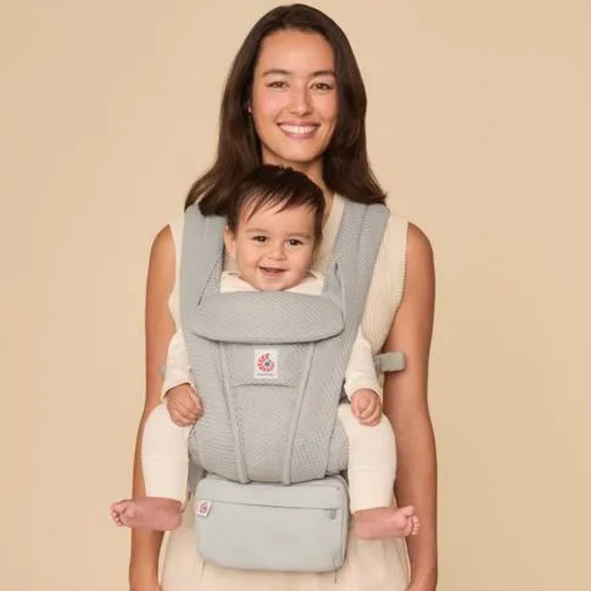 Bolsa cambiador portátil 2en1 Ergobaby gris