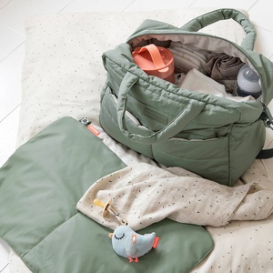 Bolso cambiador acolchado Done by Deer sand