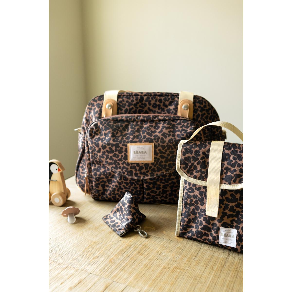 Bolso cambiador GENÈVE II  Béaba Edición limitada Leopardo