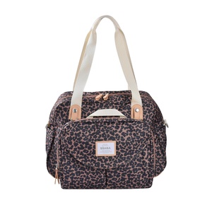 Bolso cambiador GENÈVE II  Béaba Edición limitada Leopardo