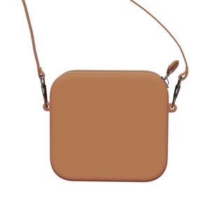 Bolso silicona BEAR Zoofamily