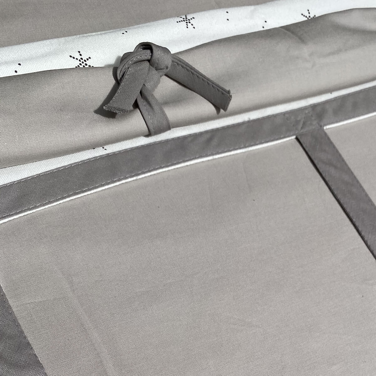 Cama alta-techo casa KASVA textil Viena gris