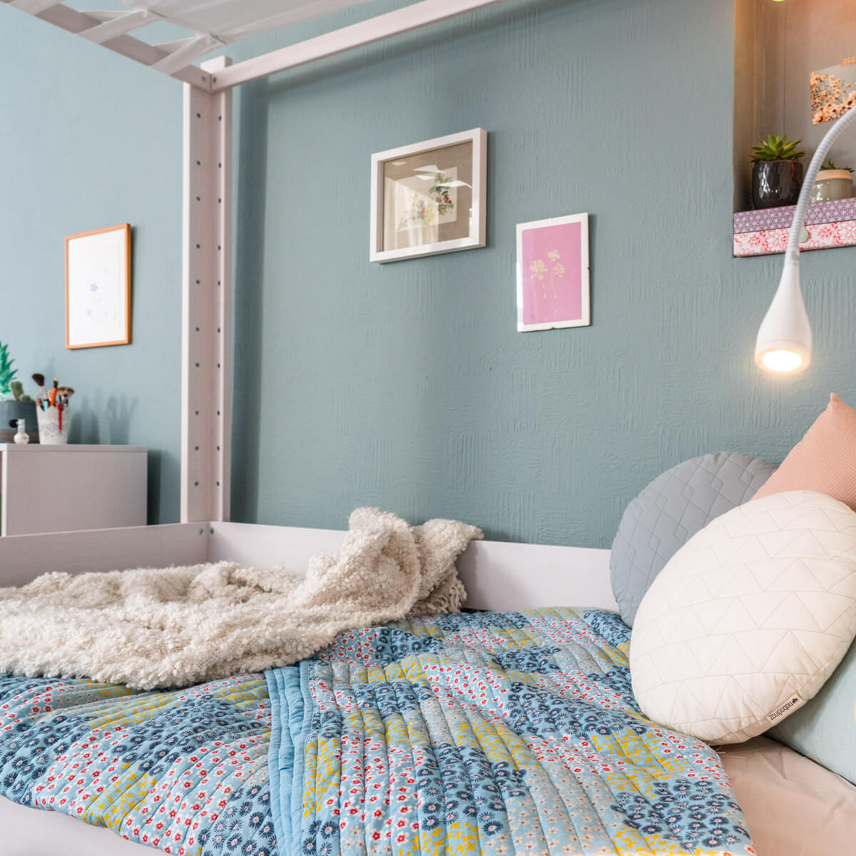 Cama con dosel 140x200cm DESTYLE de Breuyn tintada en blanco