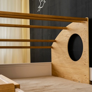 Cama montessori-barrera doble KASVA haya blanco-contrachapado roble-cabaña juegos
