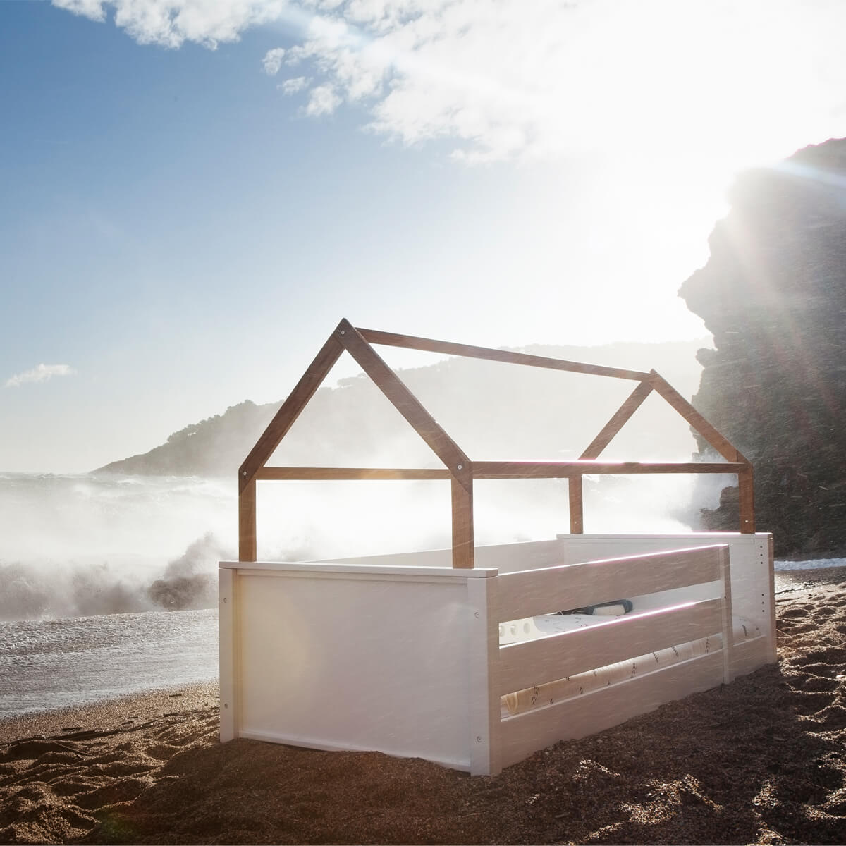 Cama montessori-barrera doble-techo casa KASVA haya lacado blanco-contrachapado roble