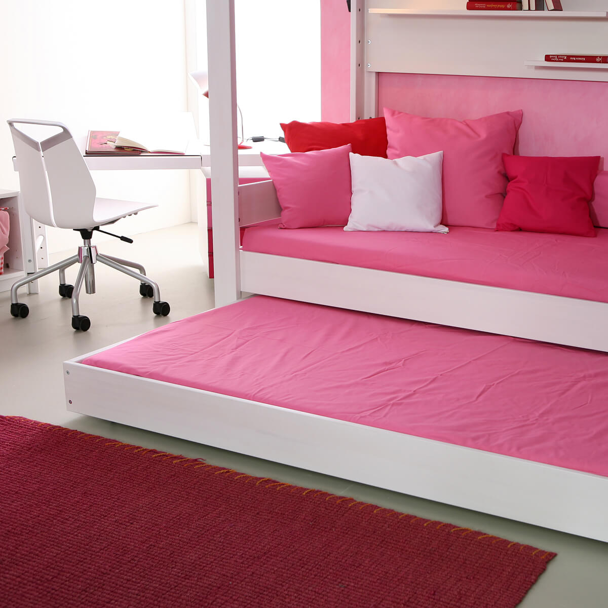 Cama nido con ruedas 90x185cm DESTYLE de Breuyn tintada en blanco