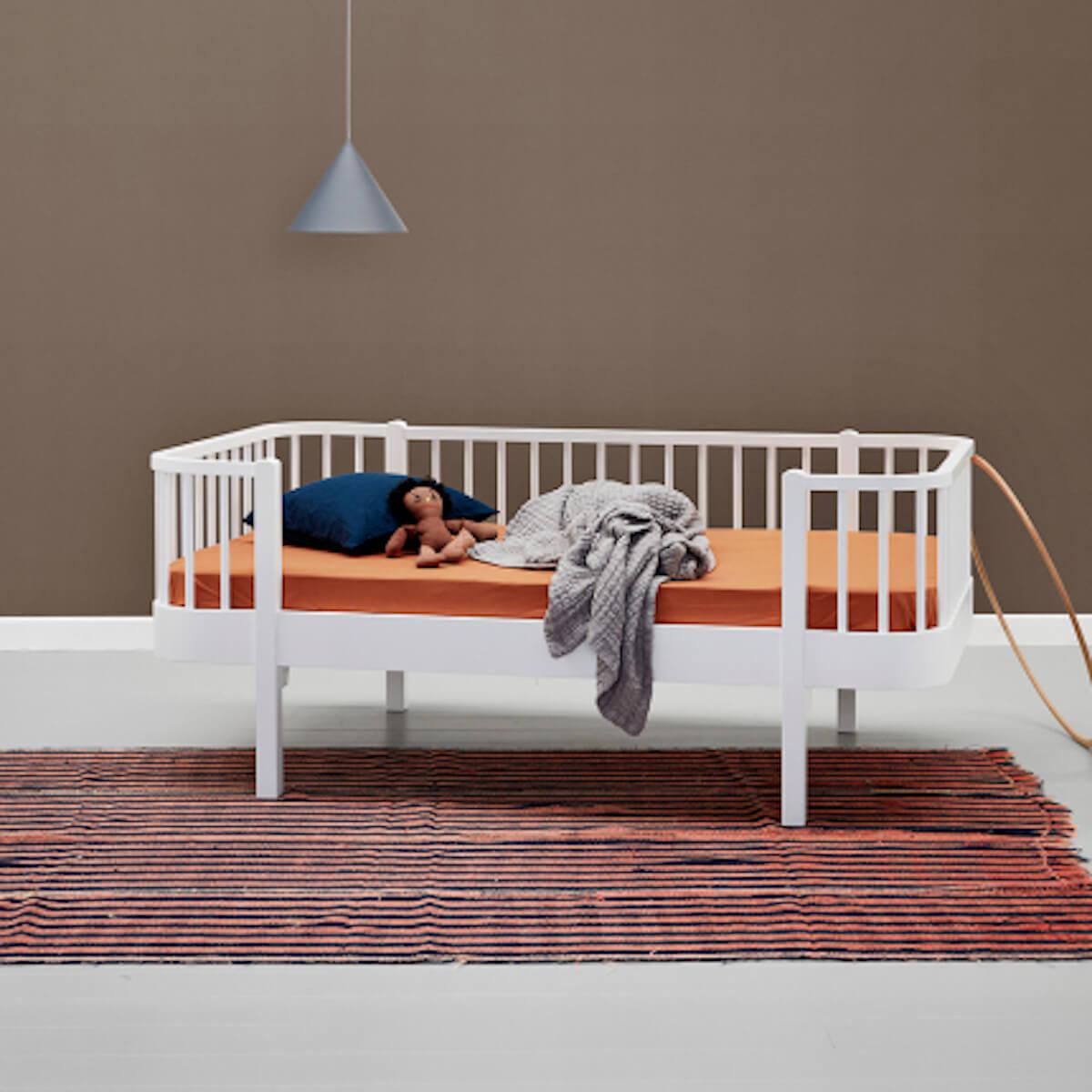 Cama-sofá evolutiva 90x160cm WOOD ORIGINAL Oliver Furniture blanco