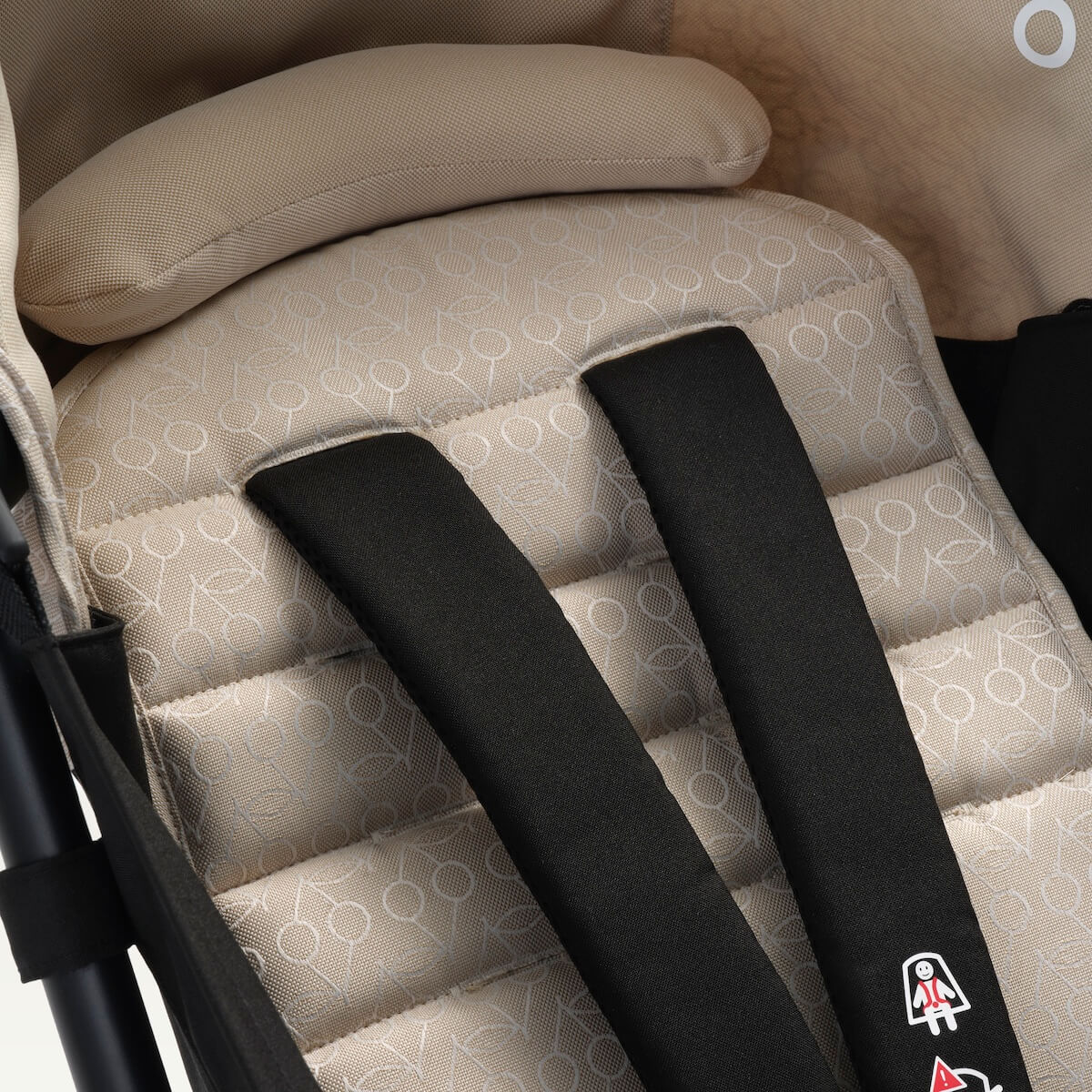 Carrito 6+ YOYO3 Stokke negro-Bonpoint beige
