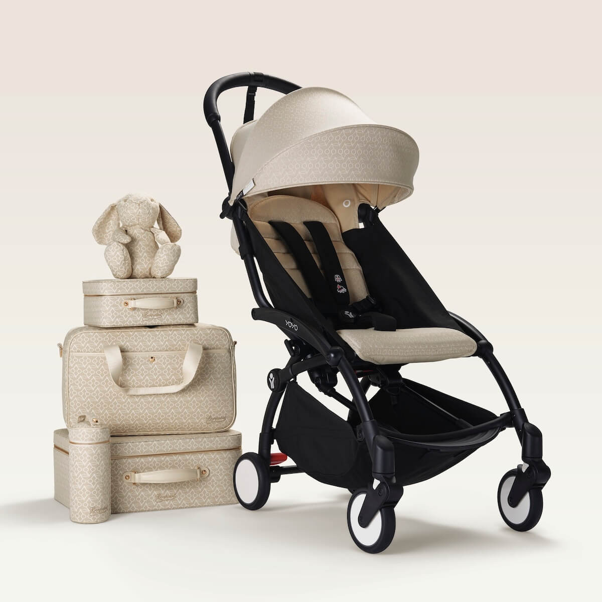 Carrito 6+ YOYO3 Stokke negro-Bonpoint beige