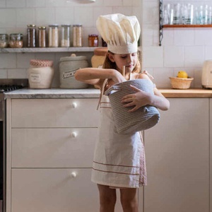 Cesta juegos LITTLE CHEF Lorena Canals