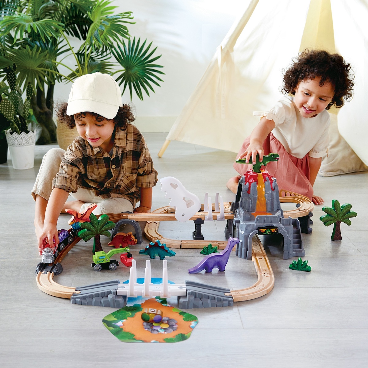 Circuito tren aventura DINO Hape