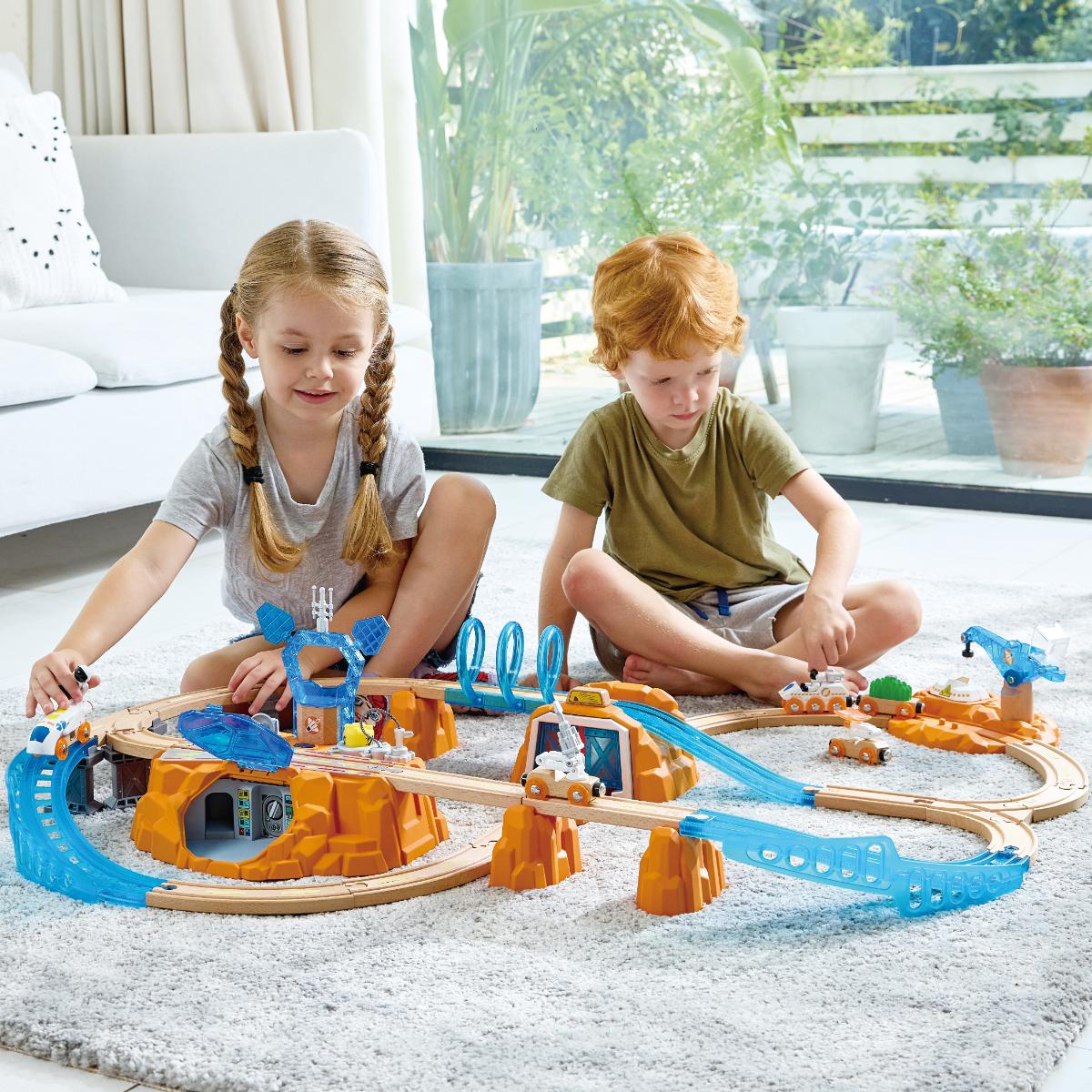 Circuito tren EXPLORACIÓN MARTE Hape