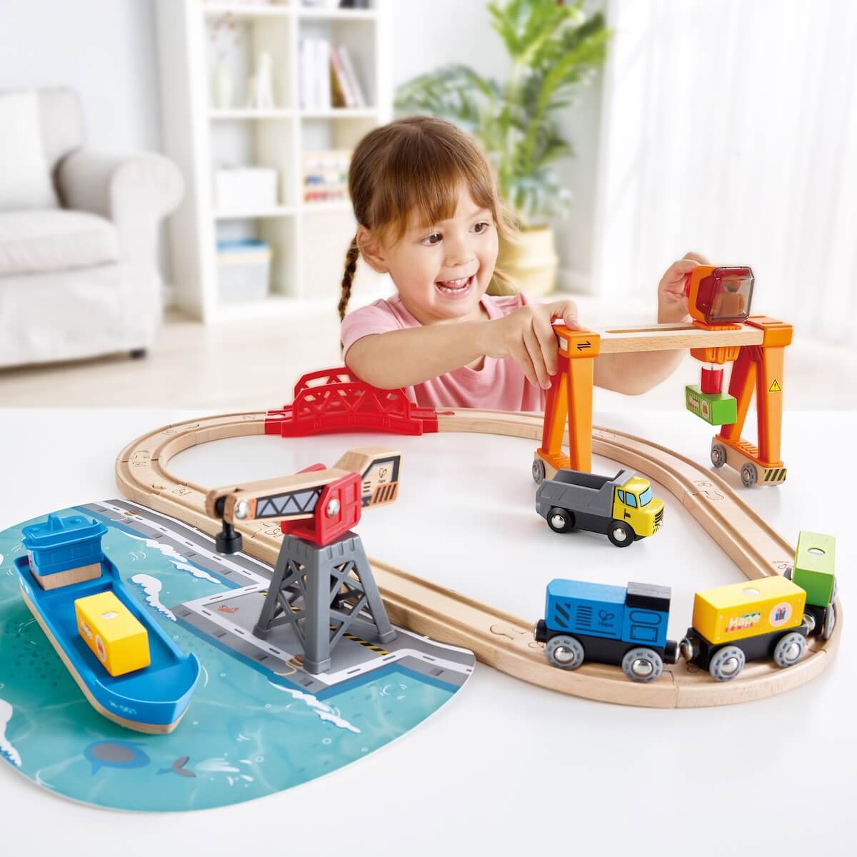 Circuito tren LIFT & LOAD HARBOUR Hape