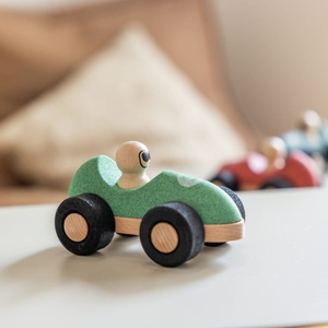 Coche carreras E-CORK Korko verde