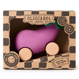 Coche-mordedor EMMA THE EGGPLANT Oli and Carol