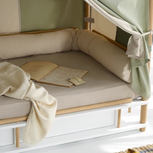Cojín serpiente cama CAMP Oliver Furniture sin teñir