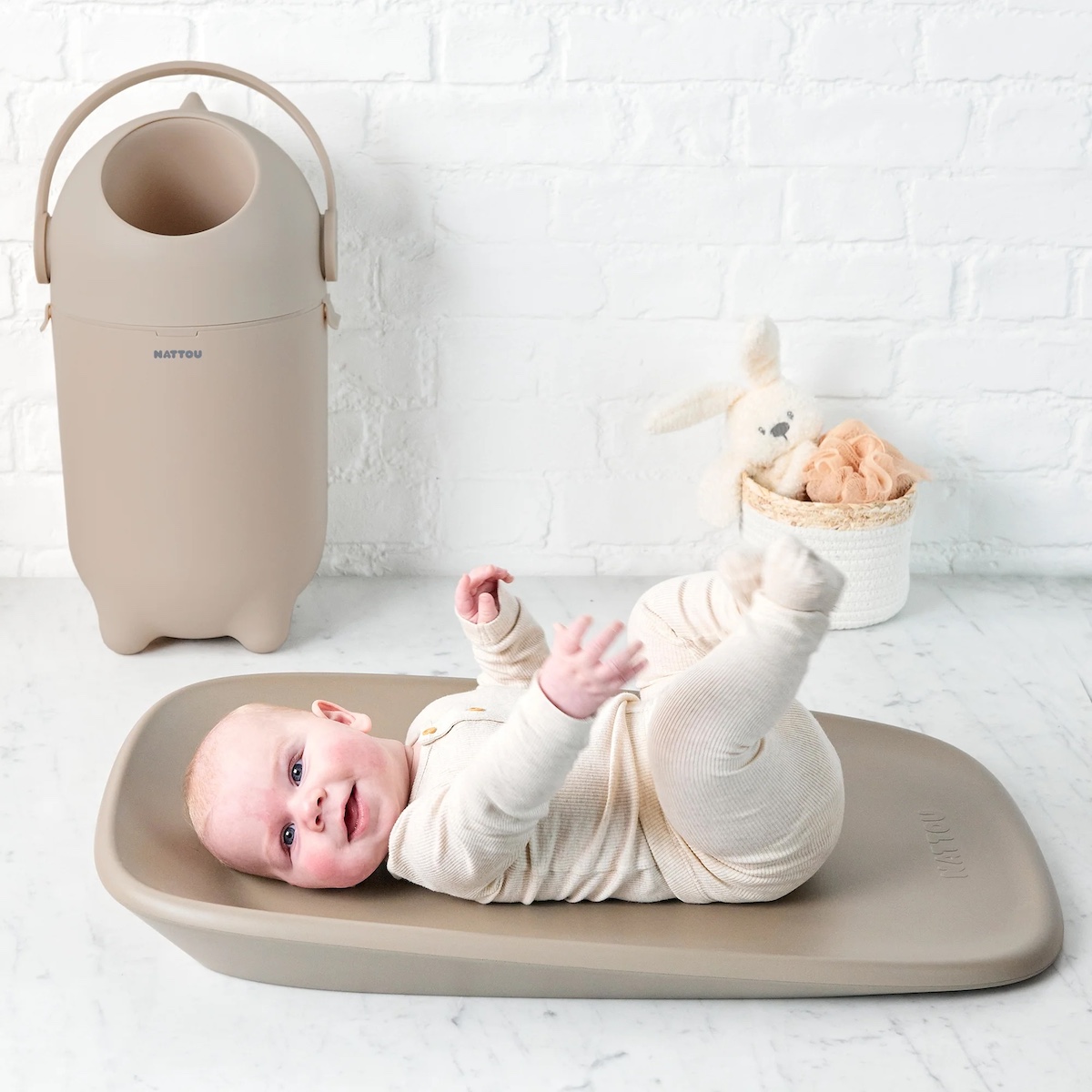 Contenedor pañales DROPY Nattou taupe