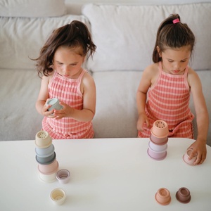 Cubos apilables Mushie Original