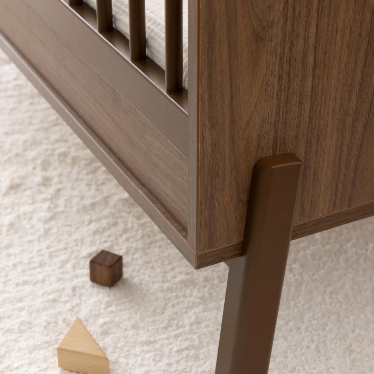 Cuna evolutiva 70x140cm ASHI Quax chestnut