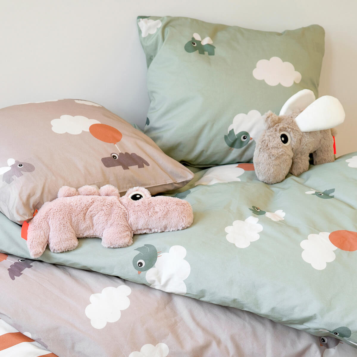 Doudou 24cm OZZO Done by Deer sand