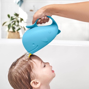 Enjuagador baño cascada MOBY Skip Hop azul