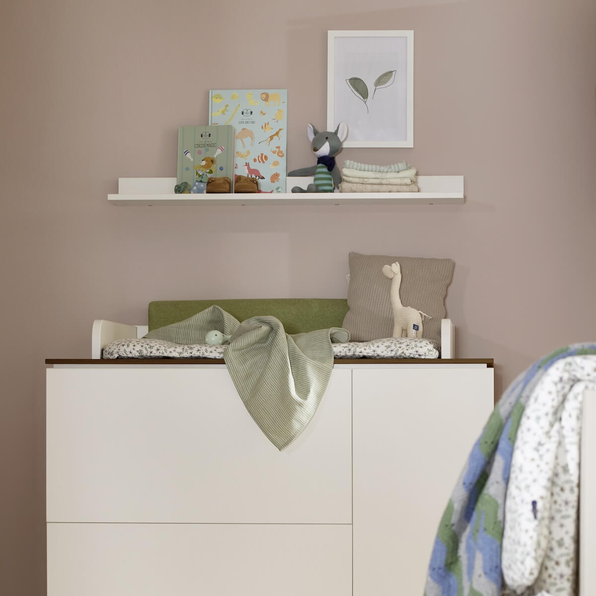 Estante pared LOVELY ALIV Yuny by Paidi off white