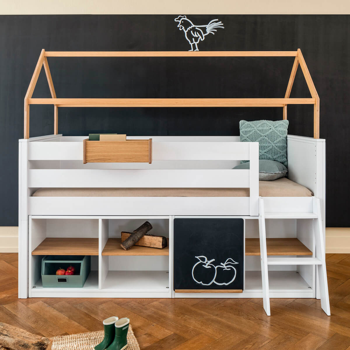 Estantería pequeña KASVA lacado blanco-roble