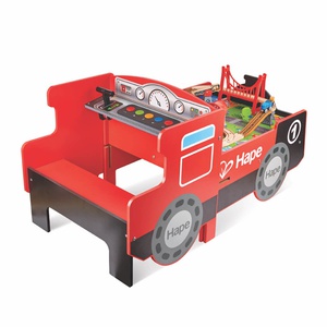 Gran circuito tren-mesa LOCOMOTIVE Hape