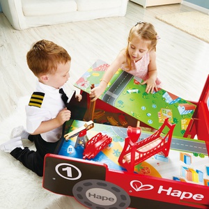 Gran circuito tren-mesa LOCOMOTIVE Hape