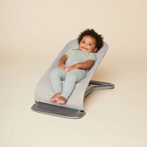 Hamaca 3en1 EVOLVE Ergobaby Malla light grey
