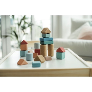 Juego construcción 20 piezas PEQUEÑOS ARQUITECTOS Korko