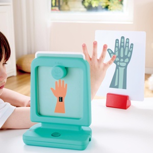 Juego médico PEQUEÑO DOCTOR Hape