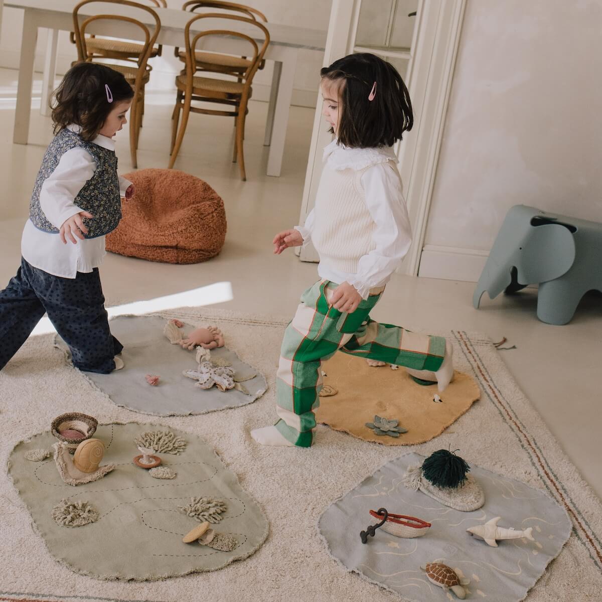 Juego textil MINI MUNDO GREEN Lorena Canals Snail