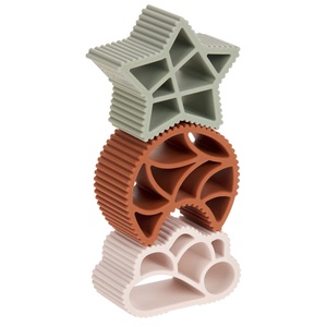Juguete apilable sensorial LITTLE UNIVERSE Laessig estrella-luna-nube