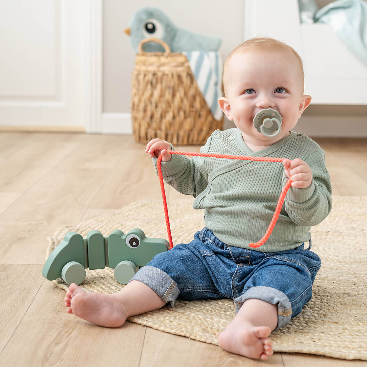 Juguete arrastre CROCO Done by Deer green