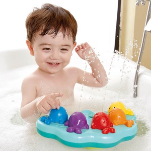 Juguete baño MUSICAL WHALE FOUNTAIN Hape