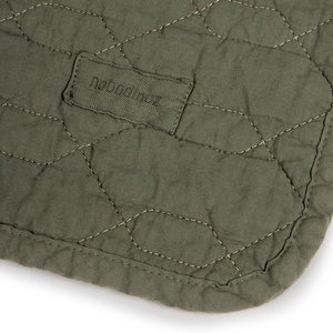 Manta acolchada 100x135cm WABI-SABI Nobodinoz vetiver