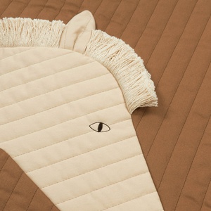Manta acolchada 73x95cm ARTY QUILT Nobodinoz Horse