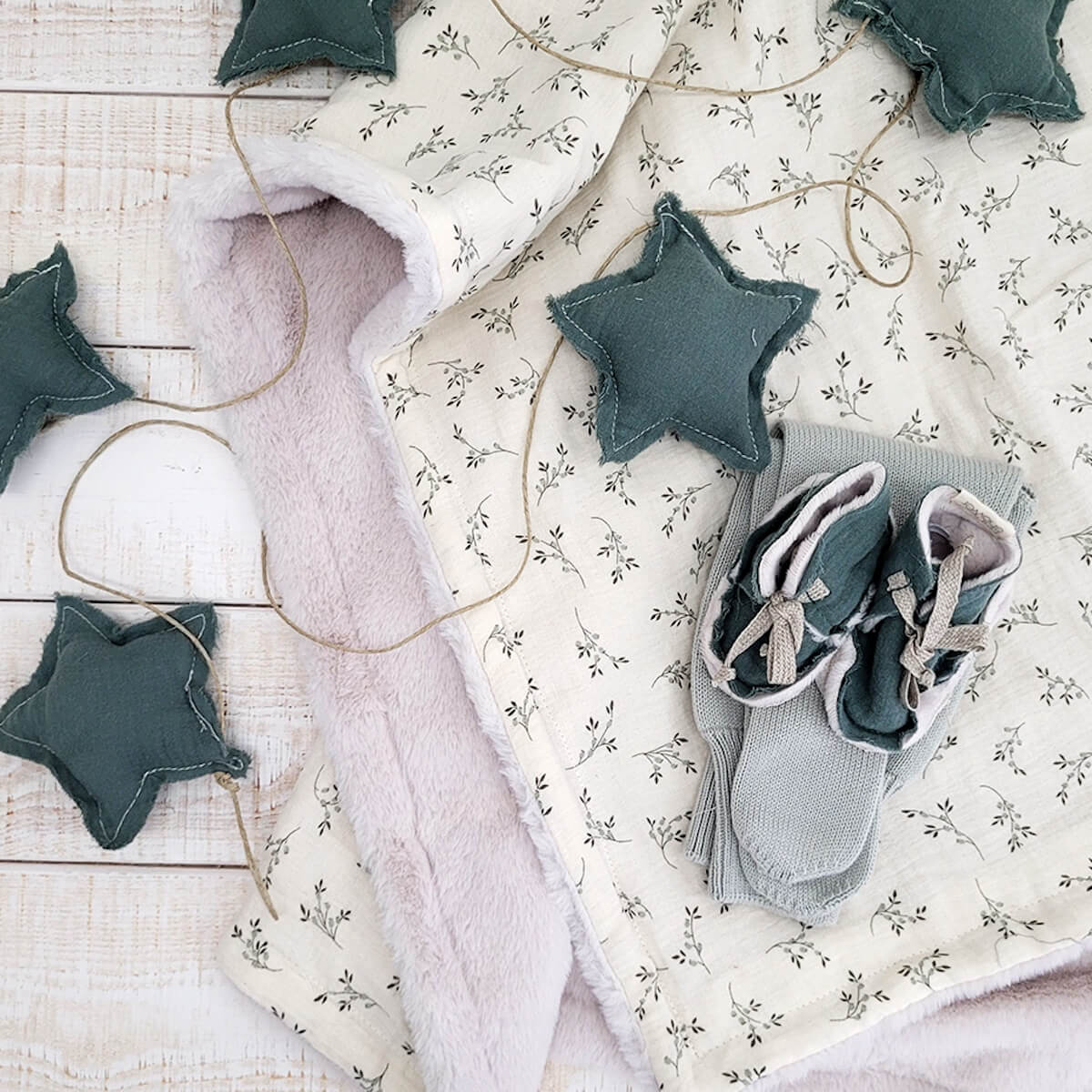 Manta polar XL Babyshower olive bloom